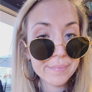 Meet your Posher, Analisa